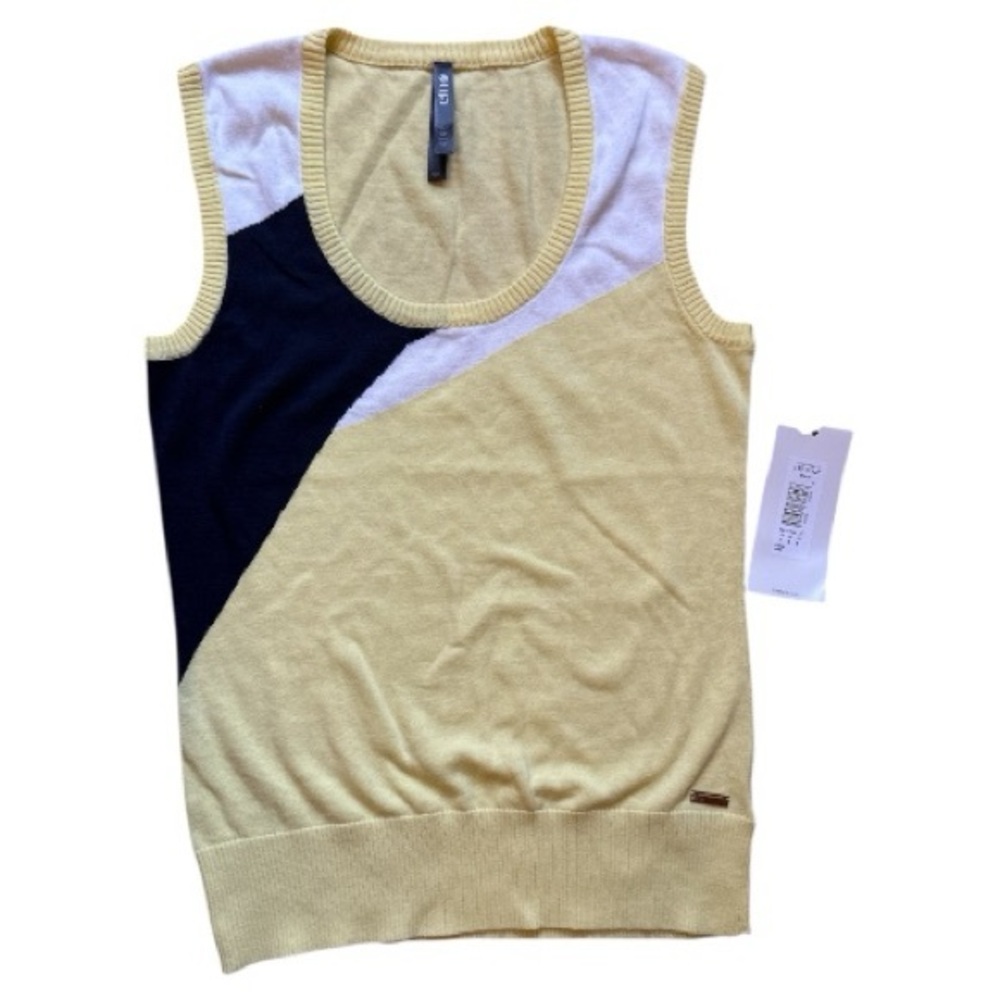 NWT Lija, size small, yellow light sleeveless  Sweater Top, golf, tennis
